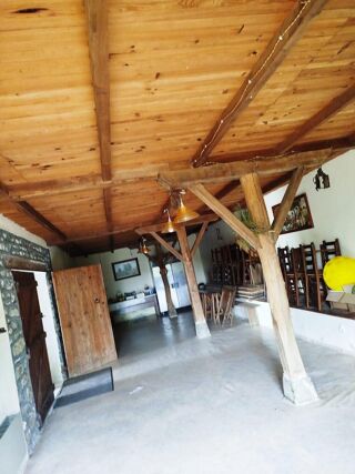  Maison � vendre 10 pi�ces 295 m�