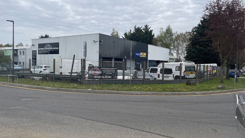   Novillers ZI Ste Geneviève sur N1 Bâtiment murs commerciaux loué 