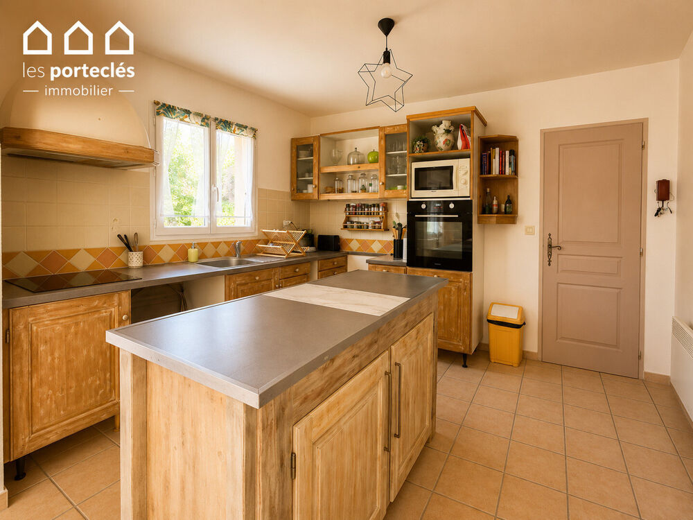 Vente Maison 90m², 3 chambres, garage aménagé et 325 m² de jardin Pont-saint-esprit