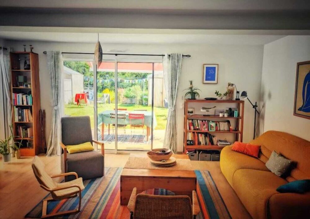 Vente Maison Maison récente T5 avec jardin, terrasse, double garage et DPE A Périgny