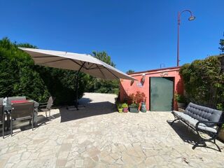  Maison � vendre 9 pi�ces 219 m�