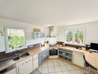  Maison  vendre 6 pices 151 m