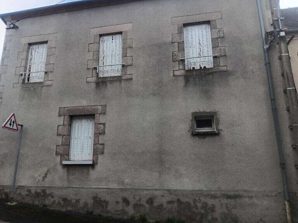 Vente Maison Maison de 106 m² partiellement louée au rez de chaussé. Boussac