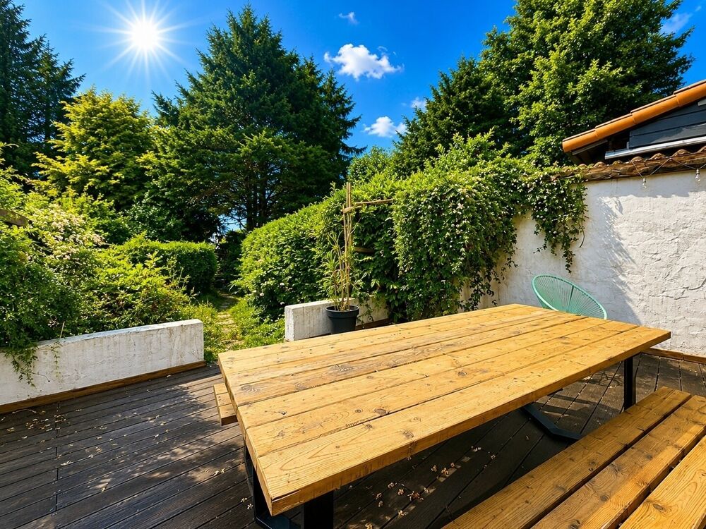 Vente Maison Maison de ville en triplex avec terrasse et jardin – Sans copropriété Reze