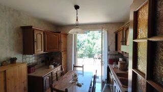  Maison  vendre 15 + pices 220 m