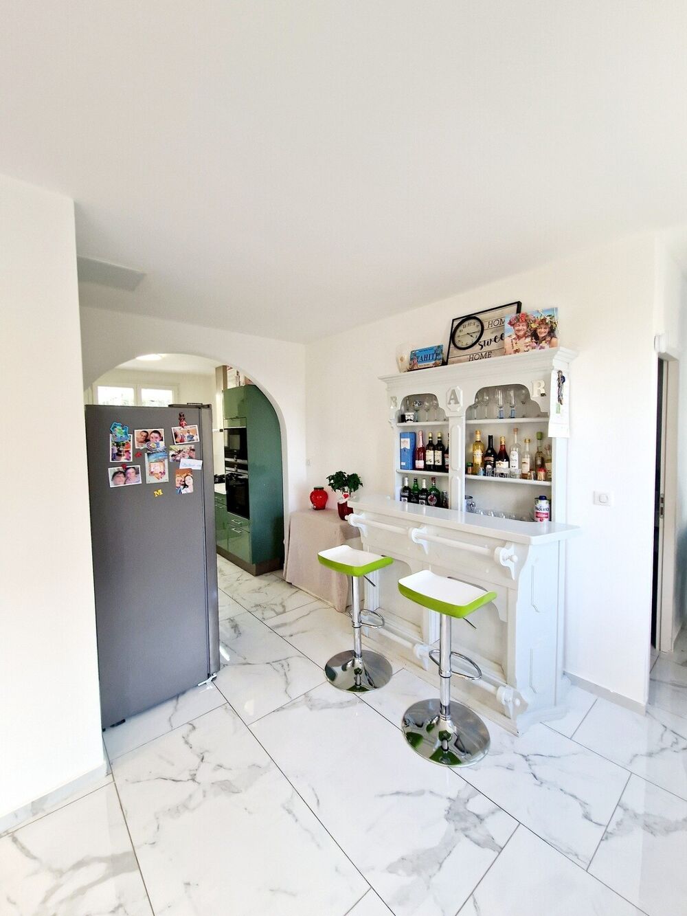 Vente Appartement DUPLEX  D'ENVIRON 90m2 AVEC TERRASSE DE 90m2 ET UN JARDINSUR LE ROVE Le rove