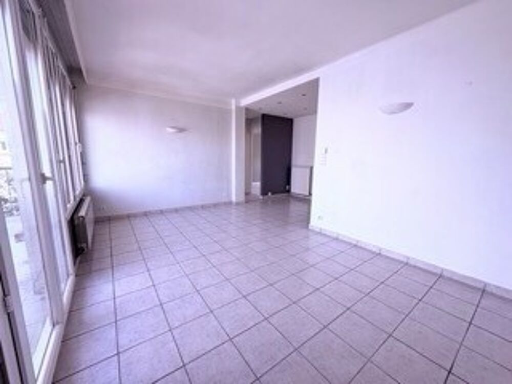Perpignan quartier calme T3 2 chbres  Balcons