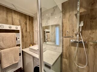  Appartement  vendre 2 pices 49 m