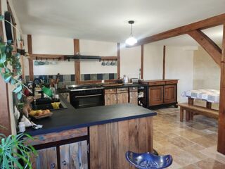  Maison à vendre 8 pièces 227 m²