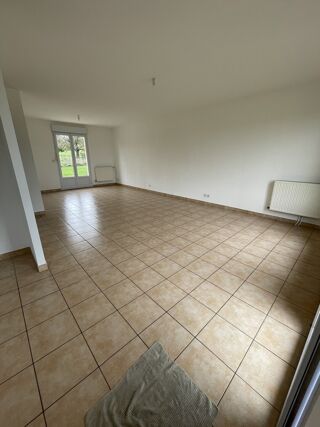Vente Maison Maison individuelle, 3 chambres, garage et jardin clos Watigny