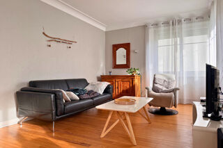  Maison � vendre 10 pi�ces 234 m�