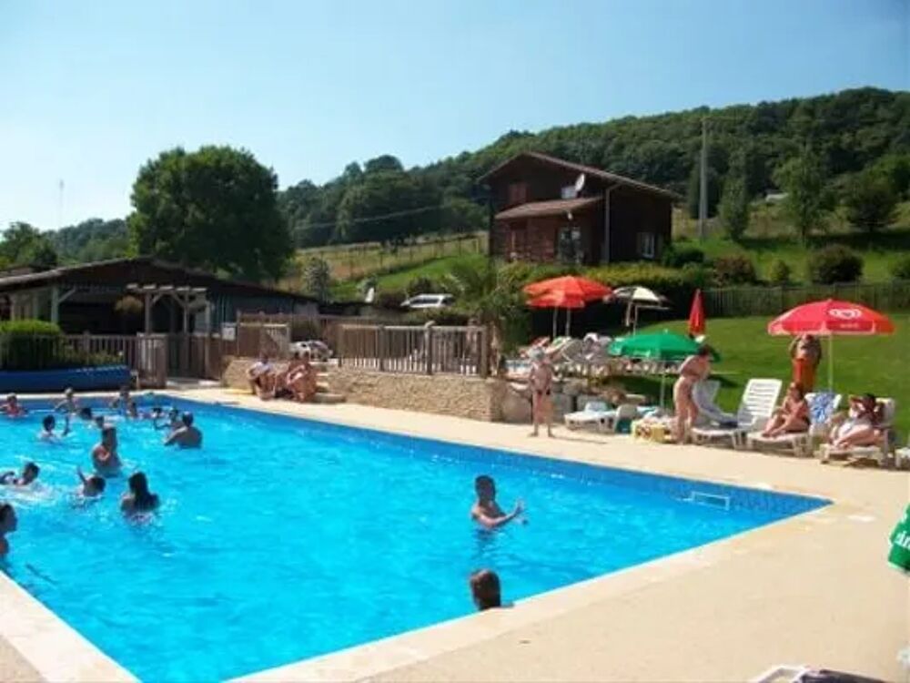   Camping La Grivelire - TYPE 1 Piscine collective - Terrasse - place de parking en extrieur - Barbecue - Transats Rhne-Alpes, Montrigaud (26350)