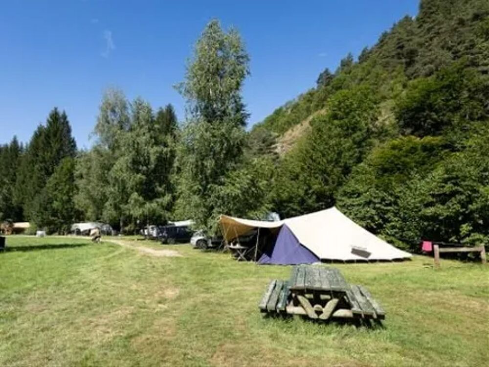   Camping Sites et Paysages - Le Vaubarlet - COTTAGE LA TRIBU Modle 2023, 7 places 3 chambres, 1 sdb, 1 wc, lave-vaisselle Piscin Auvergne, Sainte-Sigolne (43600)