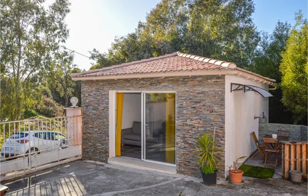   Nice home in Mezzavia with Outdoor swimming pool and WiFi Piscine collective - Alimentation < 2 km - Tlvision - Terrasse - pla Corse, Mezzavia (20167)