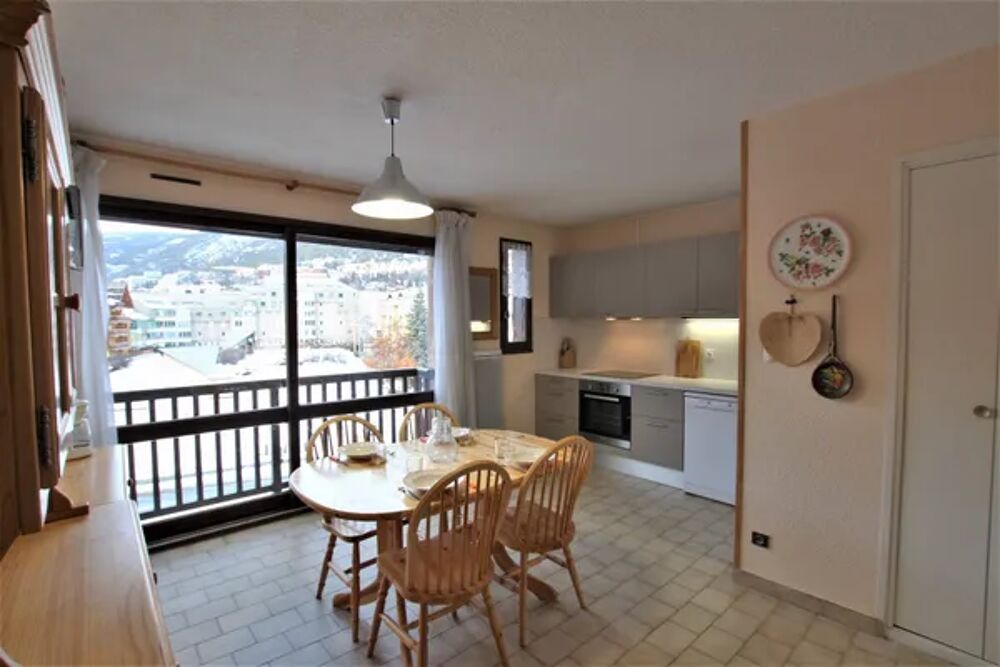   CENTRAL PARC 1A Appartement 2 pices cabine - 5 personnes Brianon Centre ville < 200 m - Tlvision - Lave vaisselle - Ascenseu Provence-Alpes-Cte d'Azur, Brianon (05100)