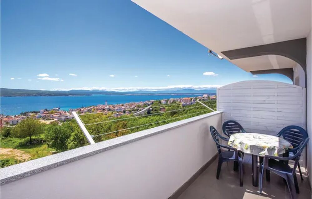   Nice apartment in Crikvenica with 1 Bedrooms and WiFi Plage < 1.5 km - Alimentation < 500 m - Tlvision - Terrasse - Vue except Croatie, Crikvenica