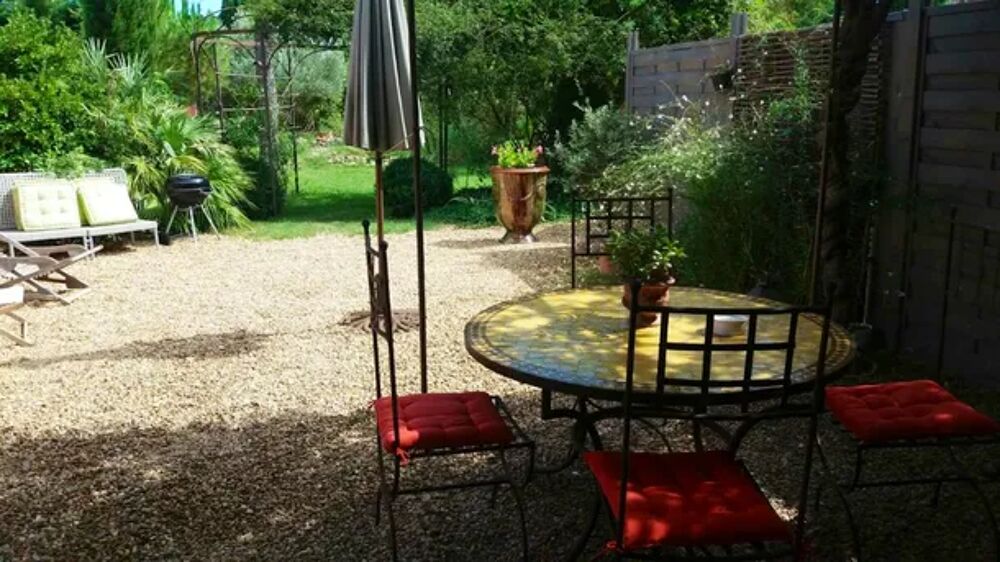   Maison pour 4 pers. avec piscine, jardin et terrasse  Cheval-Blanc Piscine prive - Terrasse - place de parking en extrieur - Provence-Alpes-Cte d'Azur, Cheval-Blanc (84460)