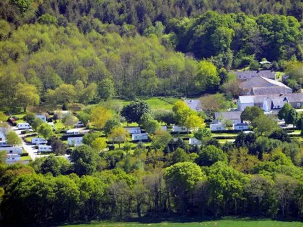   Camping Ty Nenez - Privilge - 28 m Piscine couverte - Terrasse - Lave vaisselle - Barbecue - Salon jardin Bretagne, Pont-Scorff (56620)