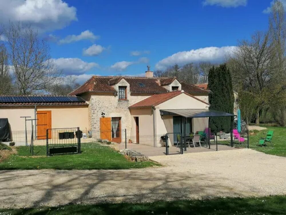   maison 4 personnes Tlvision - Terrasse - place de parking en extrieur - Lave vaisselle - Lave linge Aquitaine, Saint-Amand-de-Vergt (24380)