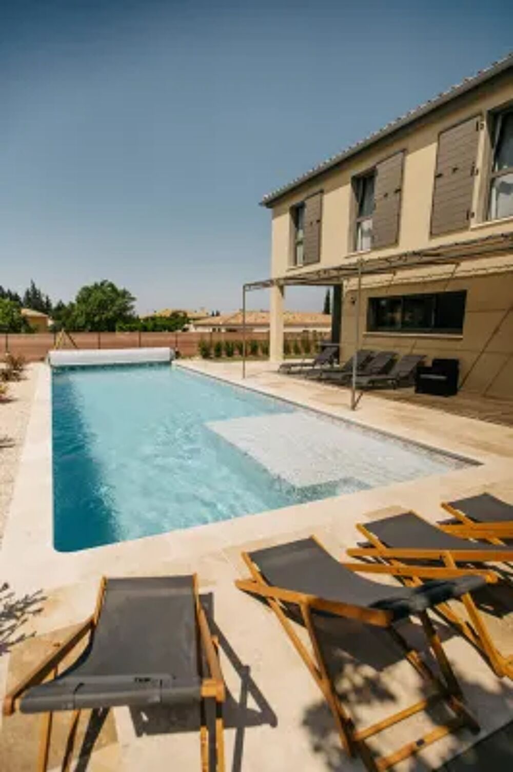   Villa Moka - Piscine prive Piscine couverte - Piscine prive - Tlvision - Terrasse - place de parking en extrieur Provence-Alpes-Cte d'Azur, Saumane-de-Vaucluse (84800)