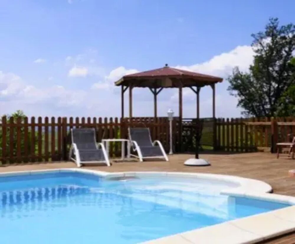   Jolie maison pour 5 pers. avec piscine partage et terrasse  Latrape Piscine collective - Tlvision - Terrasse - Vue montagne Midi-Pyrnes, Latrape (31310)