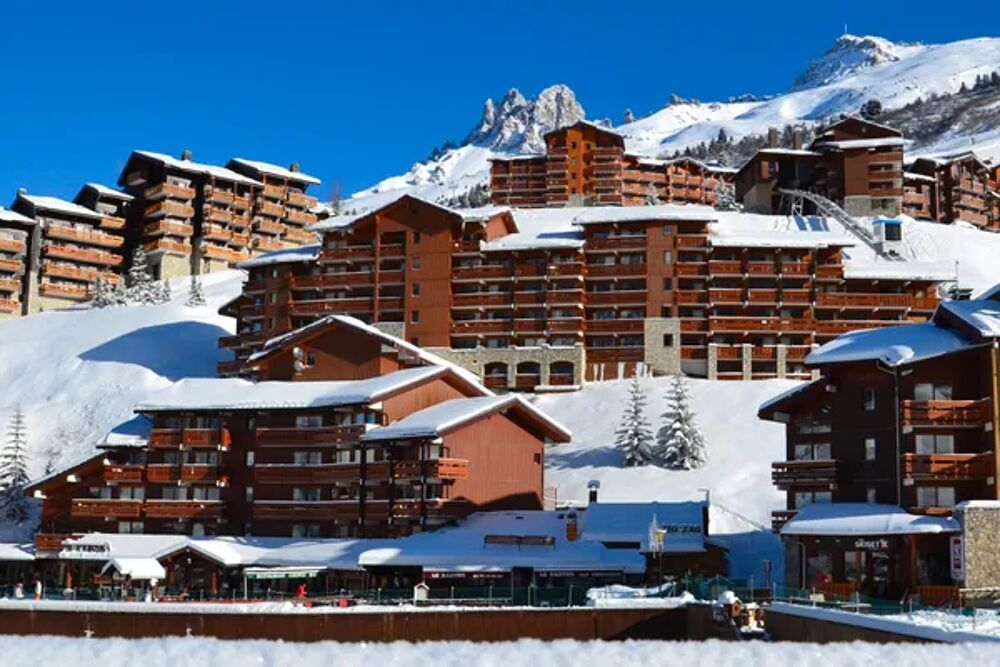   Pistes de ski < 100 m - Centre ville < 500 m - Tlvision - Balcon - Local skis Rhne-Alpes, Les Allues (73550)