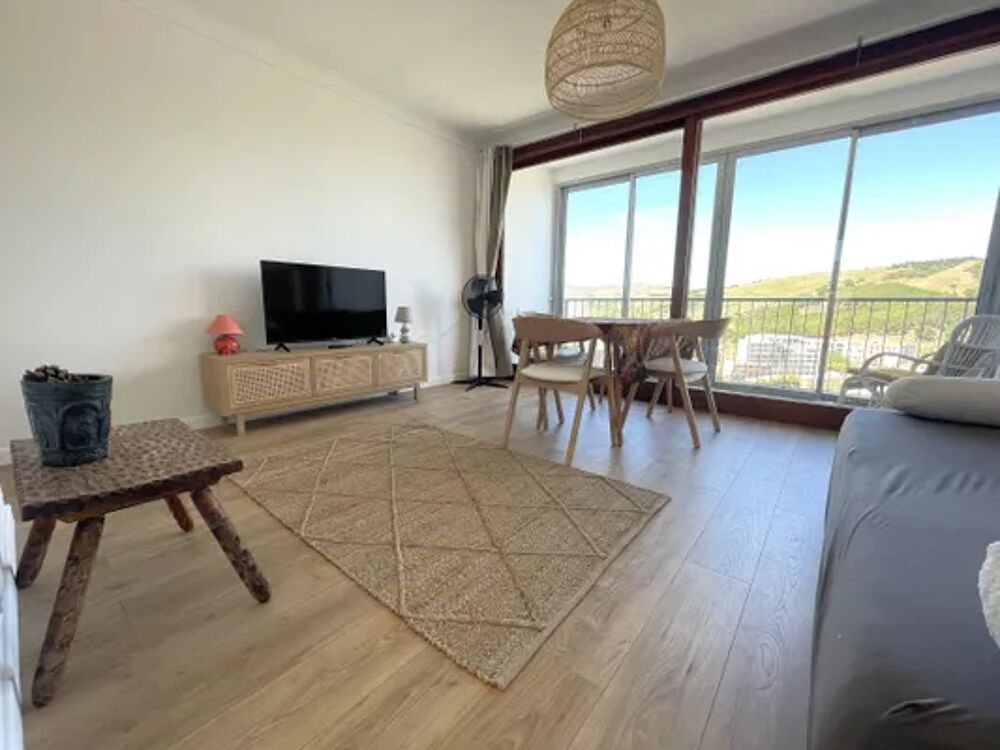   appartement 2 personnes Tlvision - Terrasse - place de parking en extrieur - Table et chaises de jardin Languedoc-Roussillon, Banyuls-sur-Mer (66650)