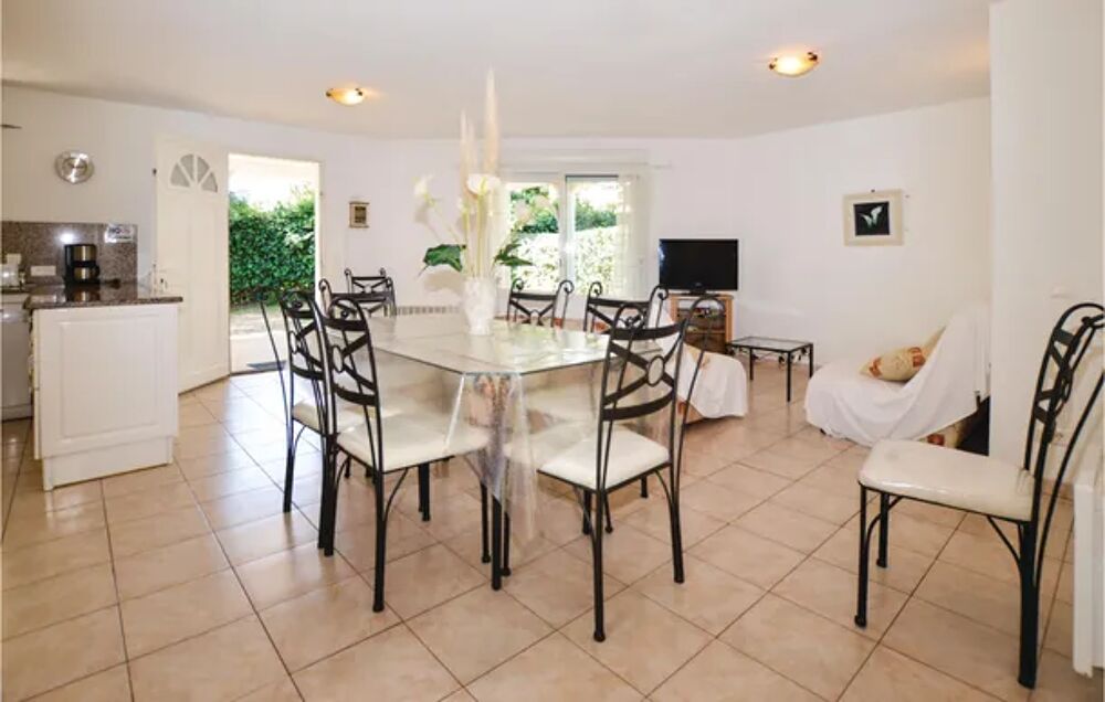   Amazing home in Moriani Plage with 3 Bedrooms, WiFi and Outdoor swimming pool Piscine collective - Plage < 300 m - Alimentation Corse, Moriani Plage (20230)
