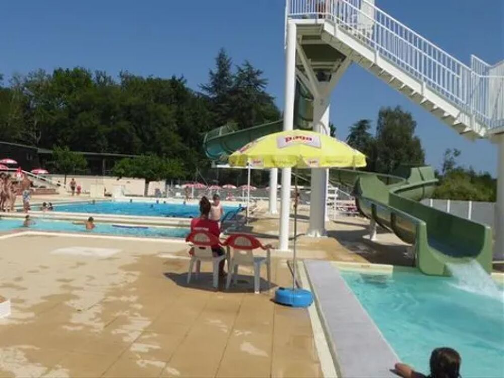   Camping et Village Vacances Le Lac - Chalet (MAX 3 adultes + 3 enfants) Terrasse - place de parking en extrieur - Accs Interne Midi-Pyrnes, Boulogne-sur-Gesse (31350)