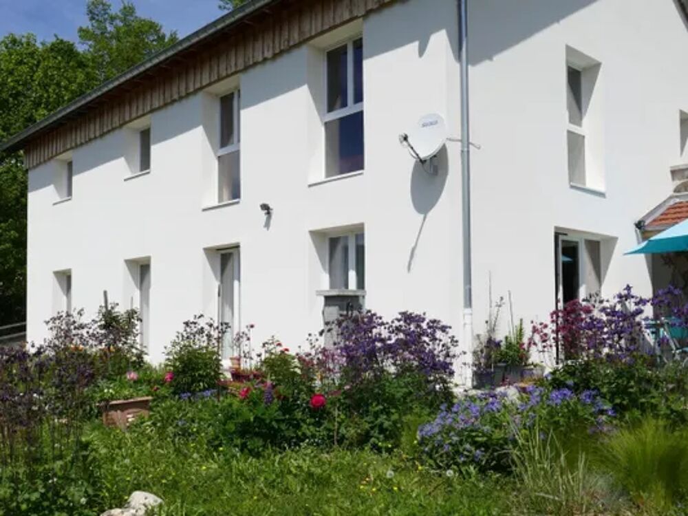   maison 12 personnes Piscine collective - Tlvision - Terrasse - place de parking en extrieur - Lave vaisselle Rhne-Alpes, Montaud (38210)