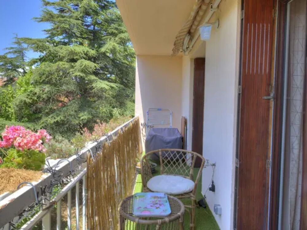   appartement 3 personnes Tlvision - Terrasse - place de parking en extrieur - Lave vaisselle - Lave linge Provence-Alpes-Cte d'Azur, Saint-Cyr-sur-Mer (83270)