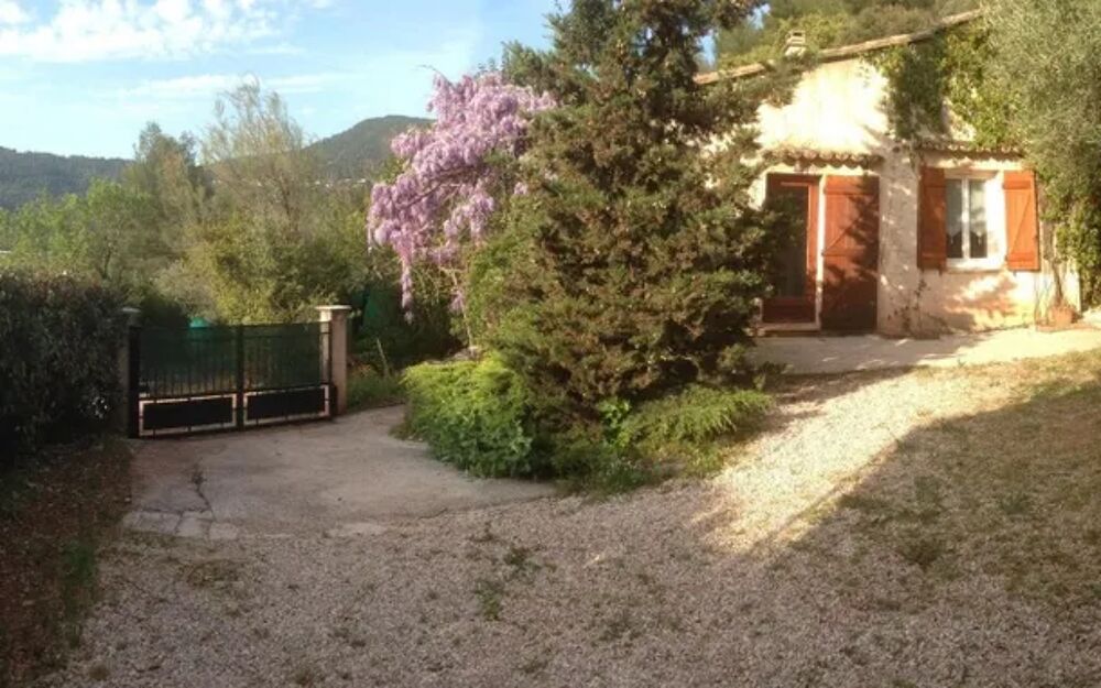   Le gte LES BANCAOUS Alimentation < 2 km - Tlvision - Terrasse - place de parking en interieur - Lave linge Provence-Alpes-Cte d'Azur, Sollis-Pont (83210)