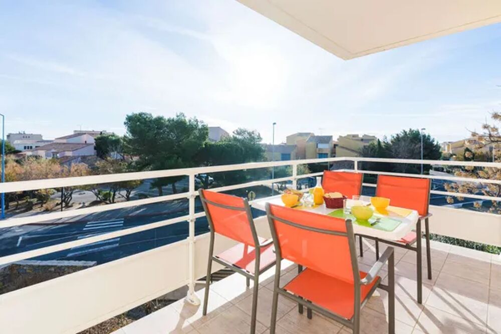   Les Dorades DO-B31 Appartement 3 pices moderne  300m de la plage Plage < 500 m - Centre ville < 500 m - place de parking en ex Languedoc-Roussillon, Narbonne Plage (11100)