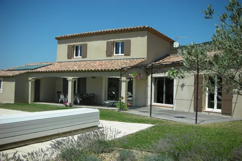 Location  Maison - Villa 