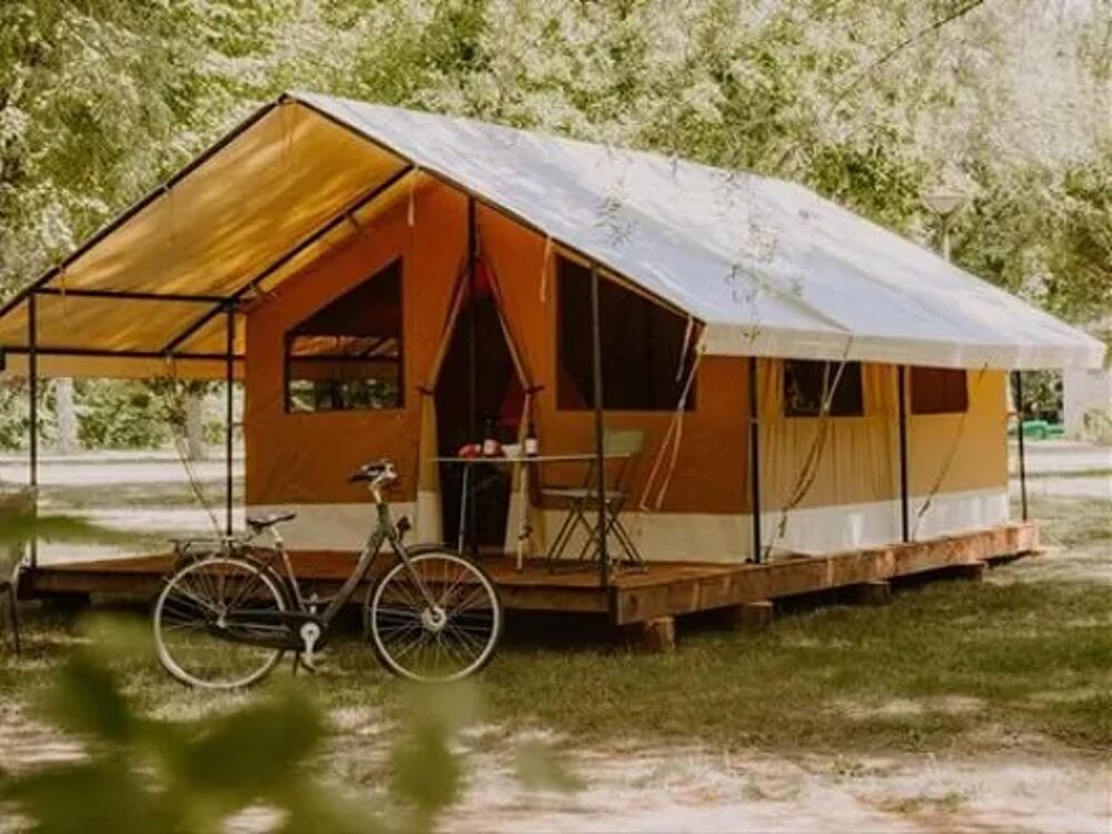   Camping Le Sabot*** - Only Camp - Tente Ponza - sans sanitaires Terrasse - place de parking en extrieur - Salon jardin Centre, Azay-le-Rideau (37190)