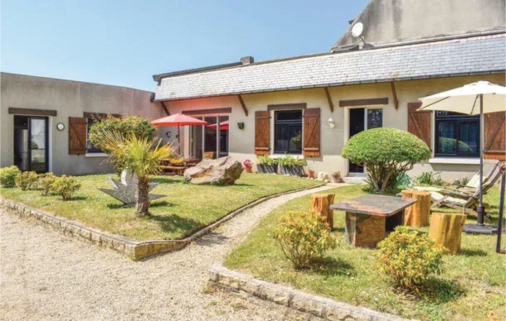   Nice home in Santec with 3 Bedrooms and WiFi Plage < 50 m - Alimentation < 5 m - Tlvision - Vue mer - place de parking en ext Bretagne, Santec (29250)