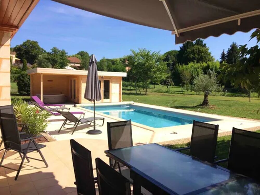   Villa pour 10 pers. avec piscine, spa, jardin et terrasse  Prayssac Piscine prive - Tlvision - Terrasse - place de parking e Midi-Pyrnes, Prayssac (46220)