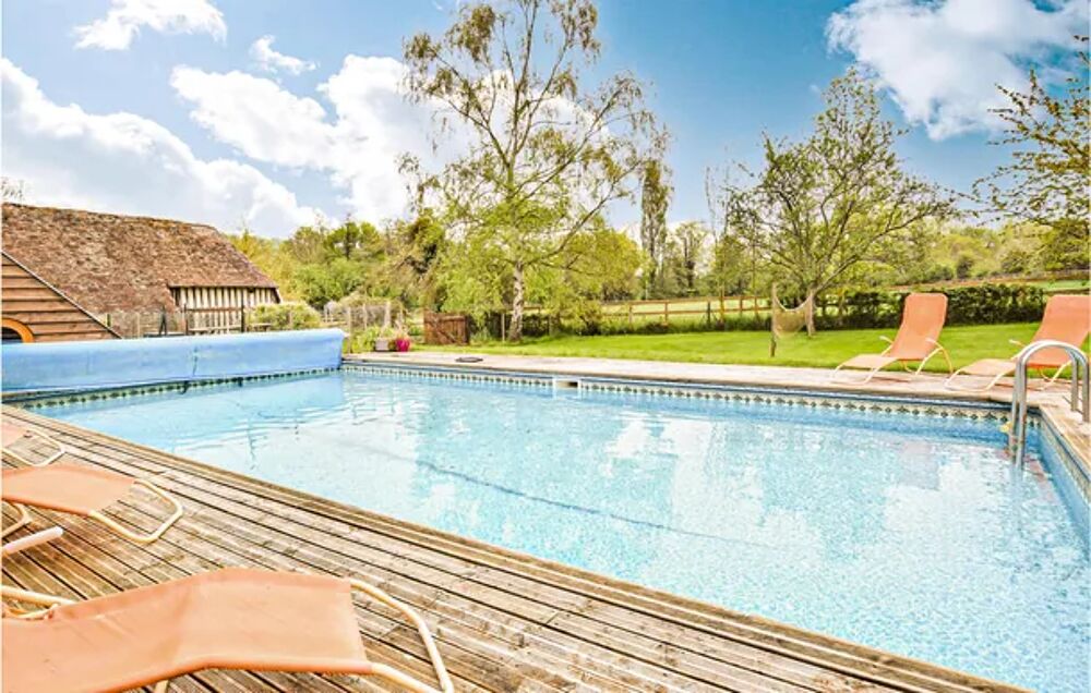  Beautiful home in Vieux-Pont-En-Auge with WiFi, 3 Bedrooms and Outdoor swimming pool Piscine collective - Tlvision - Terrasse Basse-Normandie, Livarot (14140)