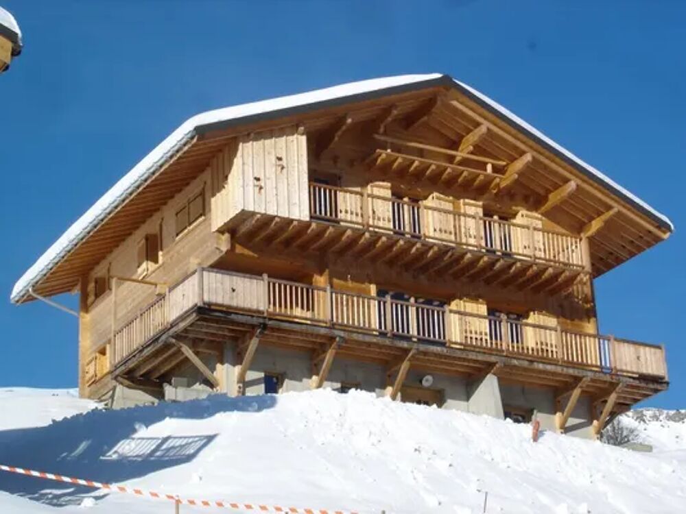   CHALET PIERRES DU CHOZAL Pistes de ski < 100 m - Centre ville < 1 km - Tlvision - Lave vaisselle - Lave linge Rhne-Alpes, Hauteluce (73620)