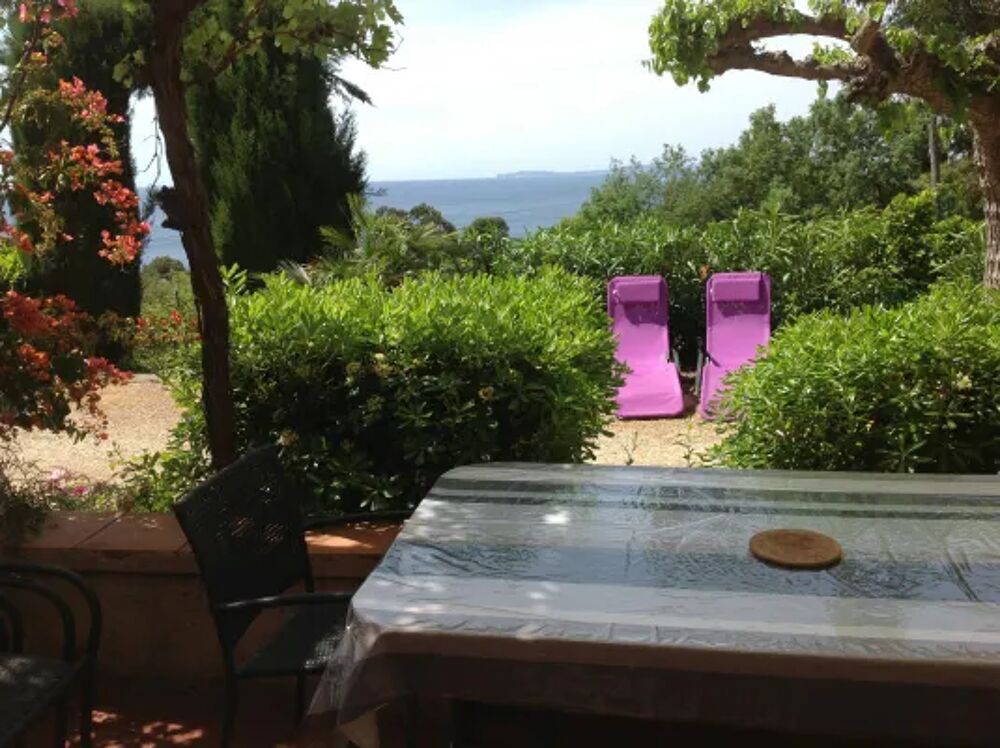   Les Lauriers Roses Plage < 500 m - Alimentation < 2 km - Tlvision - Terrasse - place de parking en interieur Provence-Alpes-Cte d'Azur, La Croix-Valmer (83420)