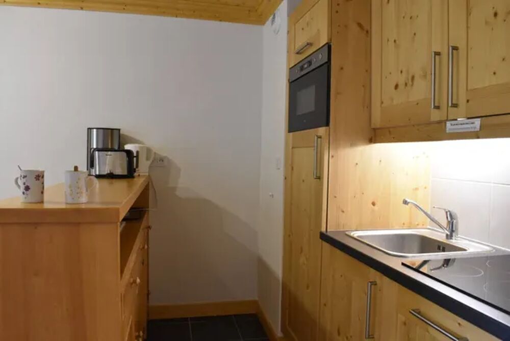   AUBEPINE Appartement 2 pices 4 personnes MERIBEL Local skis - Lave vaisselle - Ascenseur Rhne-Alpes, Meribel Les Allues (73550)