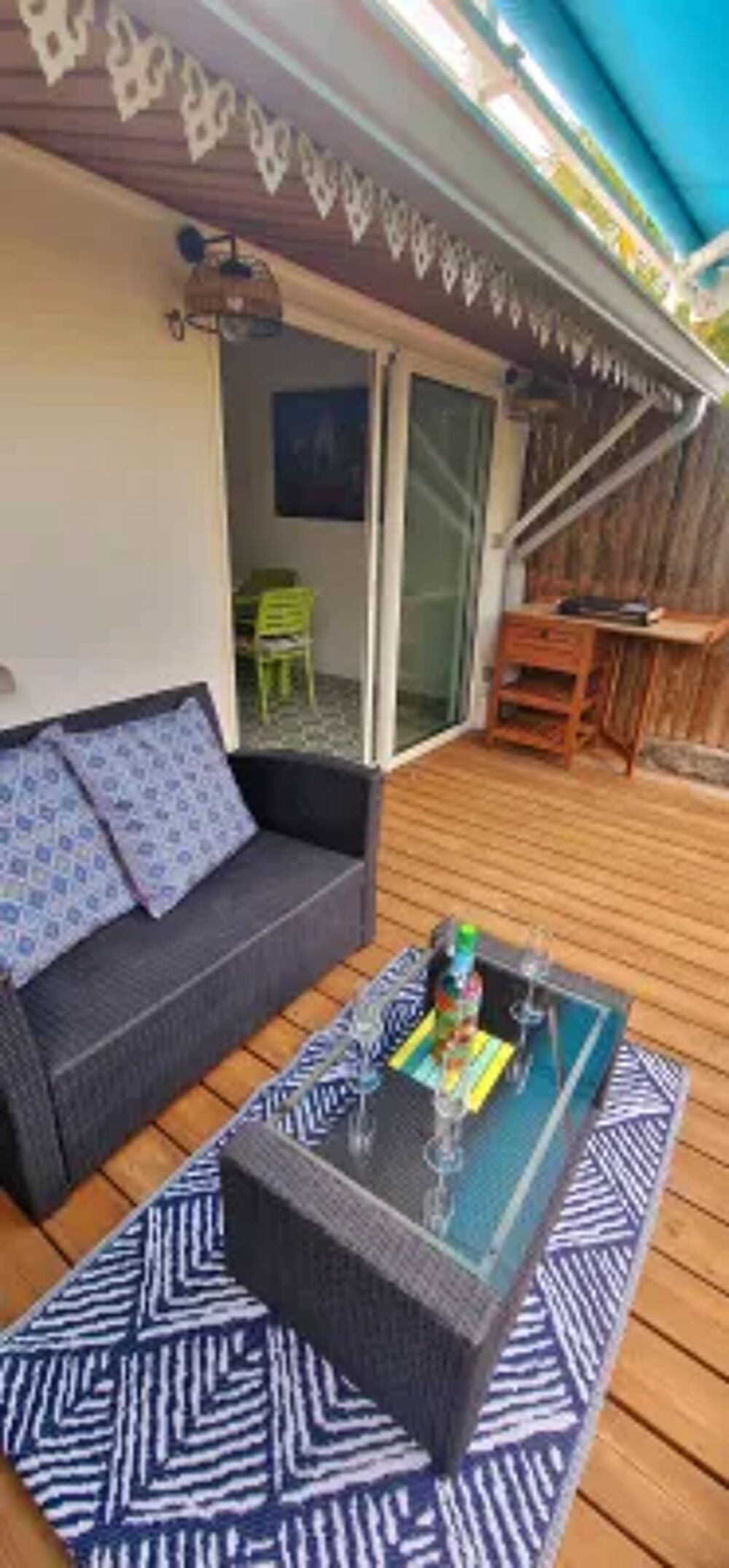   Ti Fanjan, duplex climatis avec jardin,Thtre de Saint-Gilles-Les-Bains Tlvision - Terrasse - Balcon - place de parking en i DOM-TOM, Saint-Gilles Les Bains (97434)