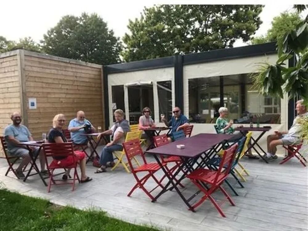   Camping Ty Nenez - Confort - Grande terrasse couverte Piscine couverte - Terrasse - Barbecue - Salon jardin - Transats Bretagne, Pont-Scorff (56620)