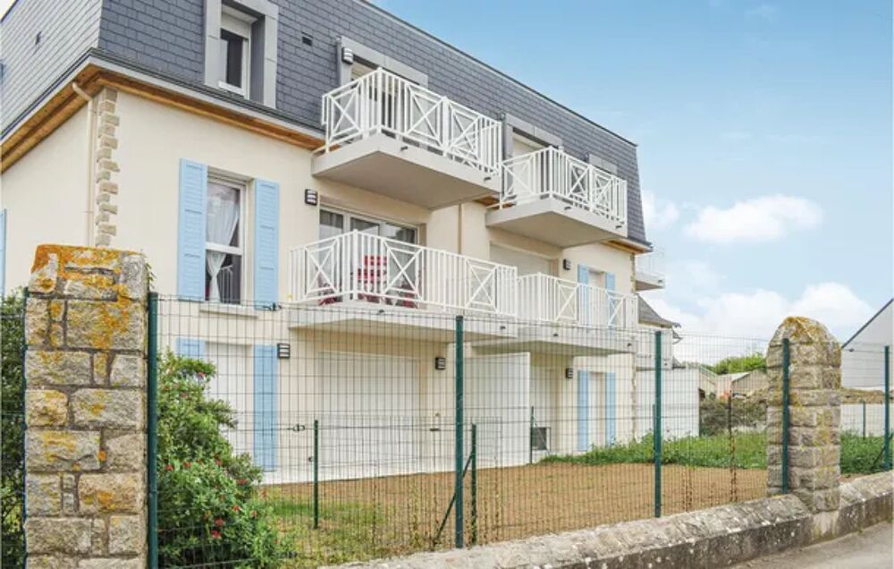   Amazing apartment in Saint Quay Portrieux with 2 Bedrooms and WiFi Plage < 700 m - Alimentation < 500 m - Tlvision - Terrasse Bretagne, Saint-Quay-Portrieux (22410)