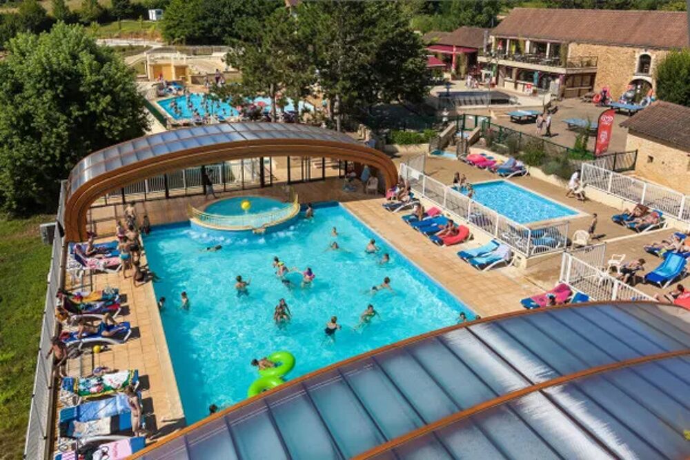   Camping Les Truffires de Dordogne - La Bouquerie 5* - Chalet 3 chambres confort - 35m Piscine couverte - Piscine collective - Aquitaine, Saint-Genis (24590)