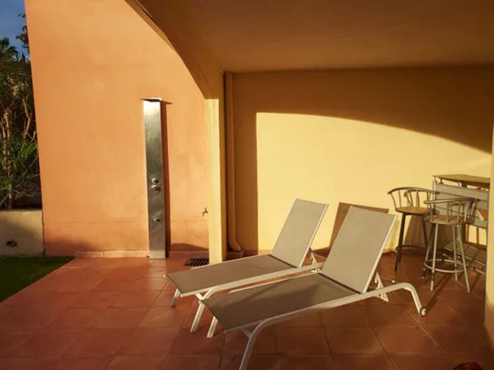   Maison pour 8 pers. avec jardin et terrasse  Le Lavandou Tlvision - Terrasse - place de parking en extrieur - Lave vaisselle Provence-Alpes-Cte d'Azur, Le Lavandou (83980)