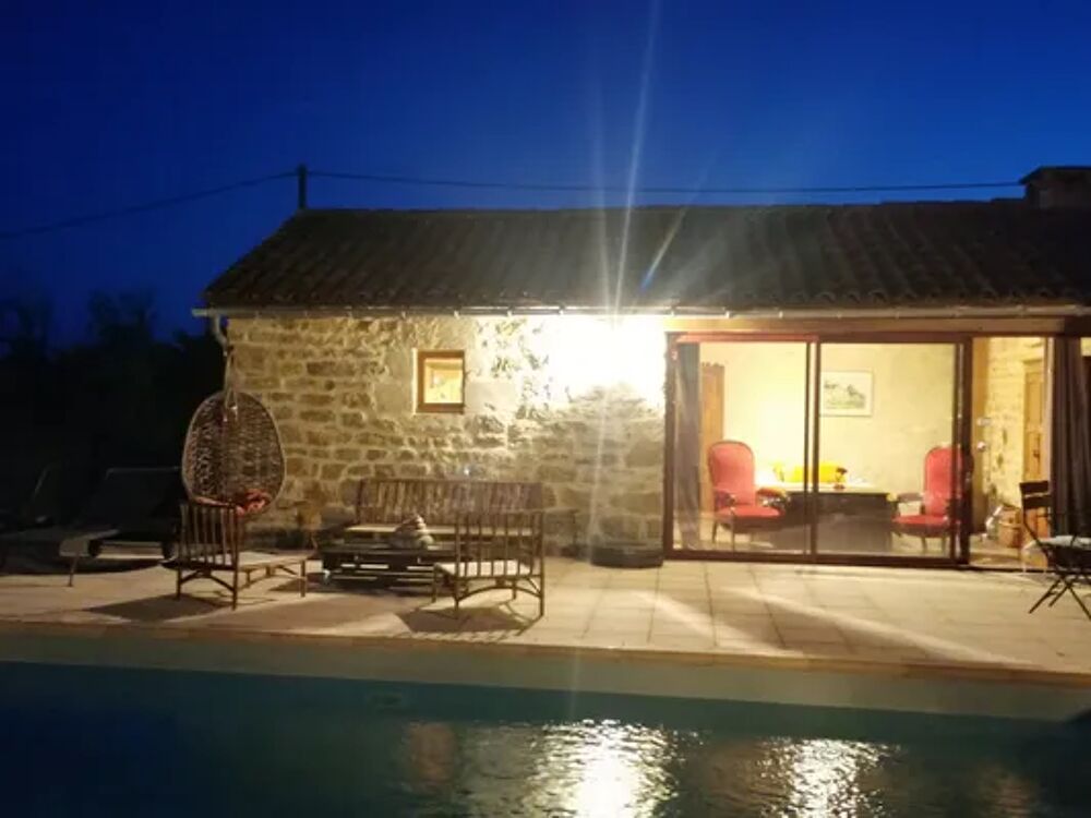   Joli studio pour 2 pers. avec piscine partage et terrasse  Bio Piscine collective - Terrasse - place de parking en extrieur - Midi-Pyrnes, Bio (46500)