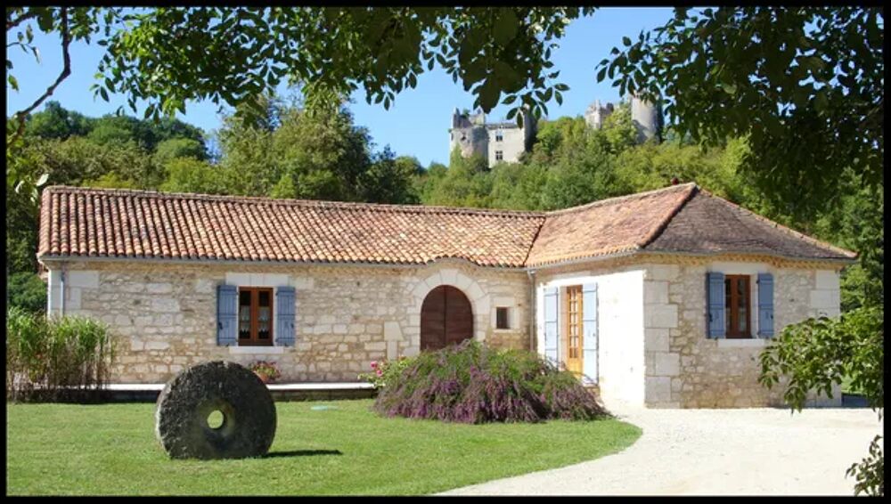   Maison pour 8 pers. avec piscine et jardin  Saint-Pierre-de-Cle Piscine prive - Tlvision - Terrasse - place de parking en e Aquitaine, Saint-Pierre-de-Cle (24800)