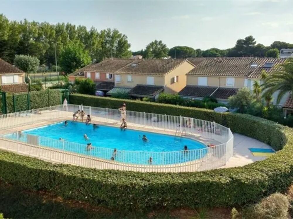   appartement 6 personnes Piscine collective - Tlvision - Terrasse - place de parking en extrieur Languedoc-Roussillon, Le Grau-du-Roi (30240)
