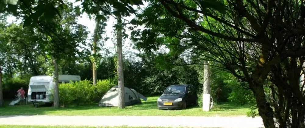  Camping Le Pl - yourte Piscine couverte - Piscine collective - Terrasse - Jeux jardin Midi-Pyrnes, Svrac-d'Aveyron (12150)
